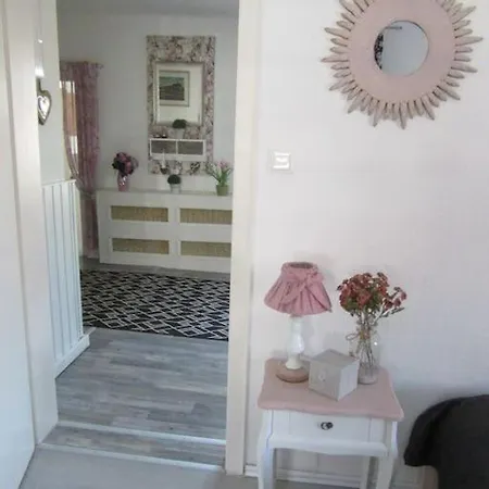 Liebevoll Eingerichtete Huus Up De Warf * Emden