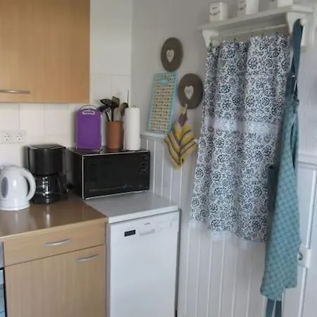 Liebevoll Eingerichtete Huus Up De Warf Апартаменты *