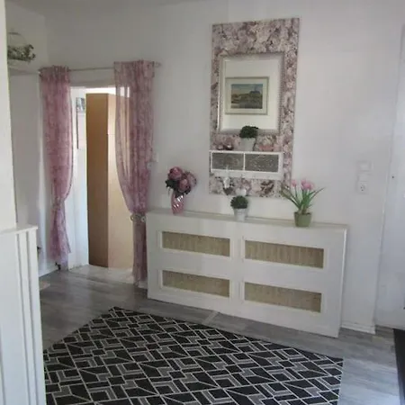 Apartment Liebevoll Eingerichtete Huus Up De Warf *