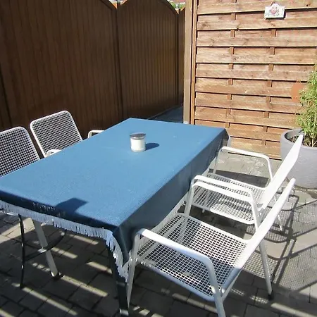 Liebevoll Eingerichtete Huus Up De Warf Emden