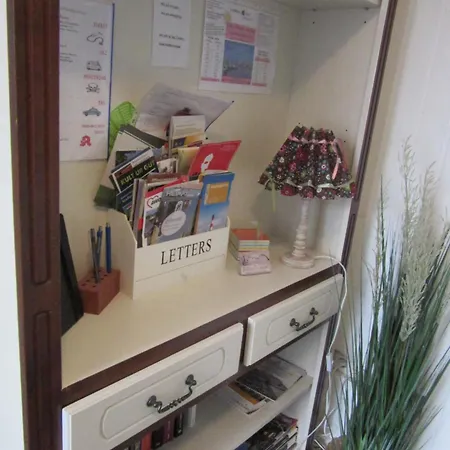 Liebevoll Eingerichtete Huus Up De Warf Эмден